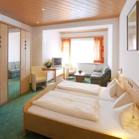 Clubhotel 3*